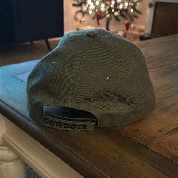 NFL Green Baseball Cap - Picture 3 of 3